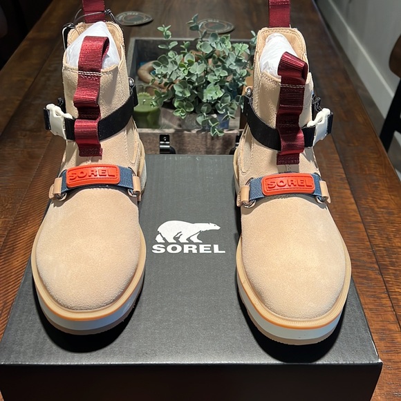 NEW🤍SOREL Hi-line EQ Chelsea Boot in Ceramic, Chalk - Picture 11 of 13